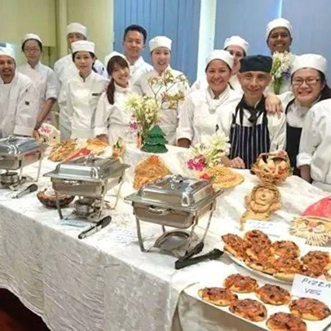 10885577_806898659368332_7224546909389036925_n